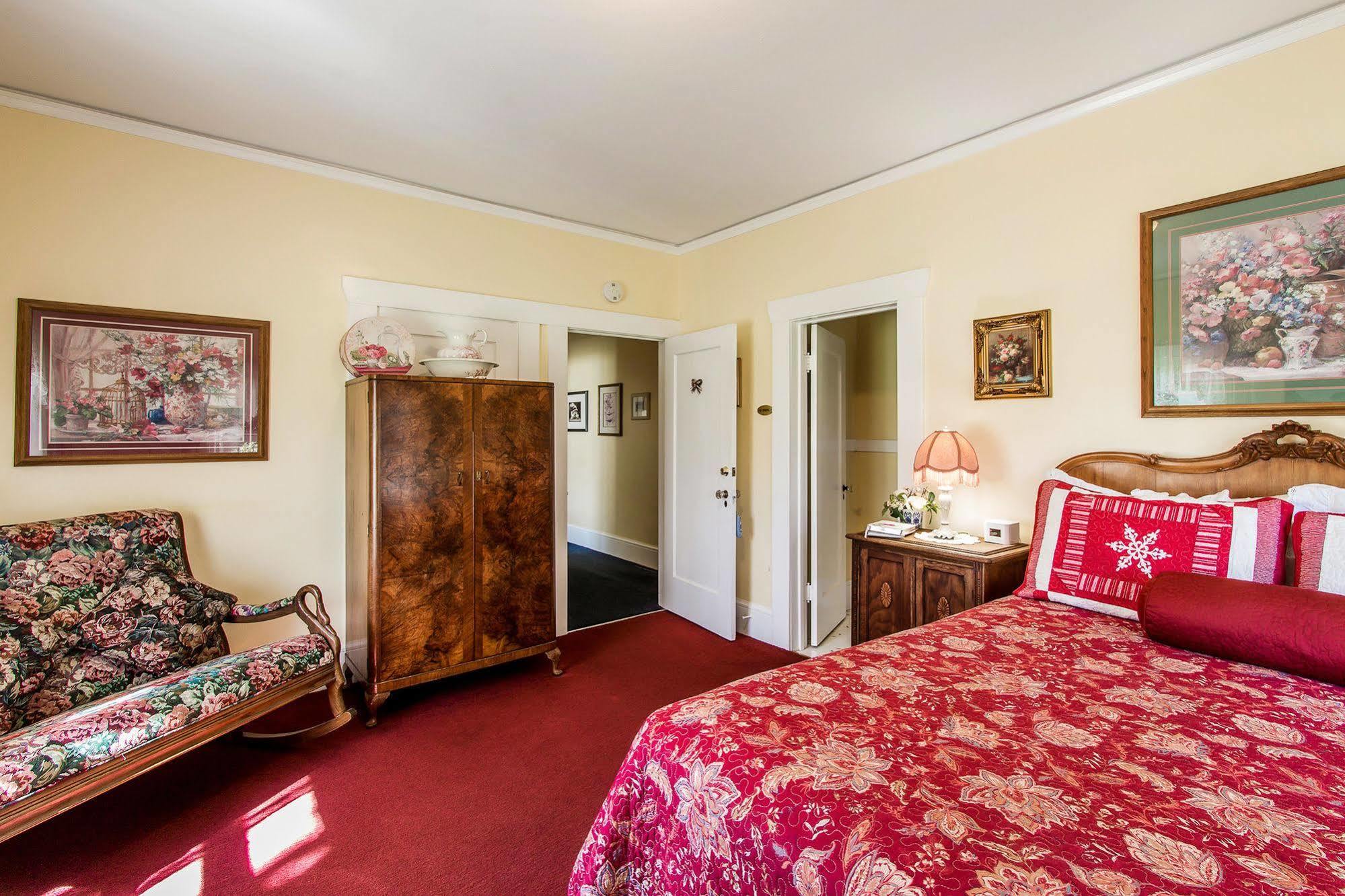 Shady Oaks Country Inn St. Helena Exterior foto